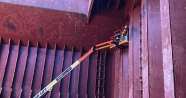 Marine Cleaning Solutions (2)