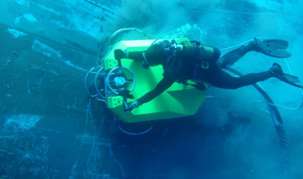 Underwater Hull Cleaning in East London