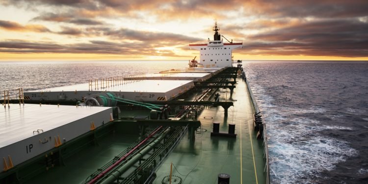 Hold Cleaning Service in Port of Aarhus