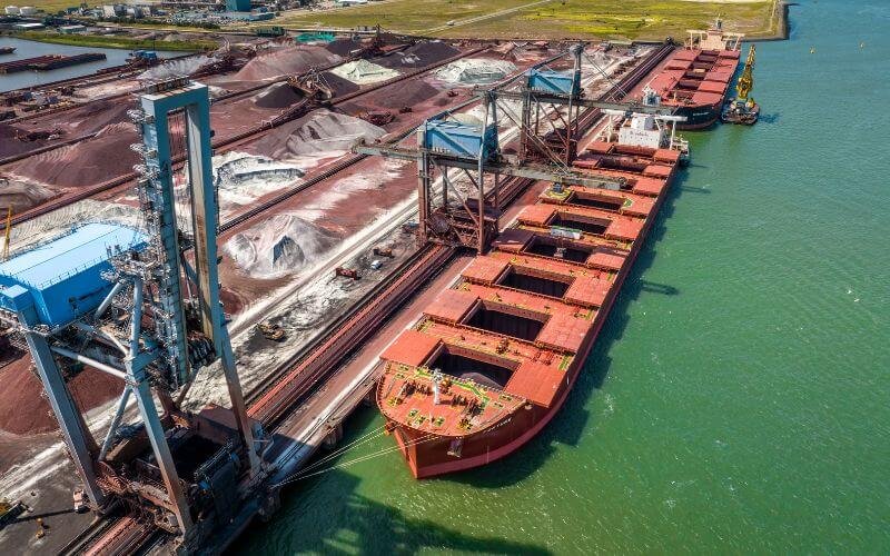 Hold Cleaning Service in Port of Bremerhaven