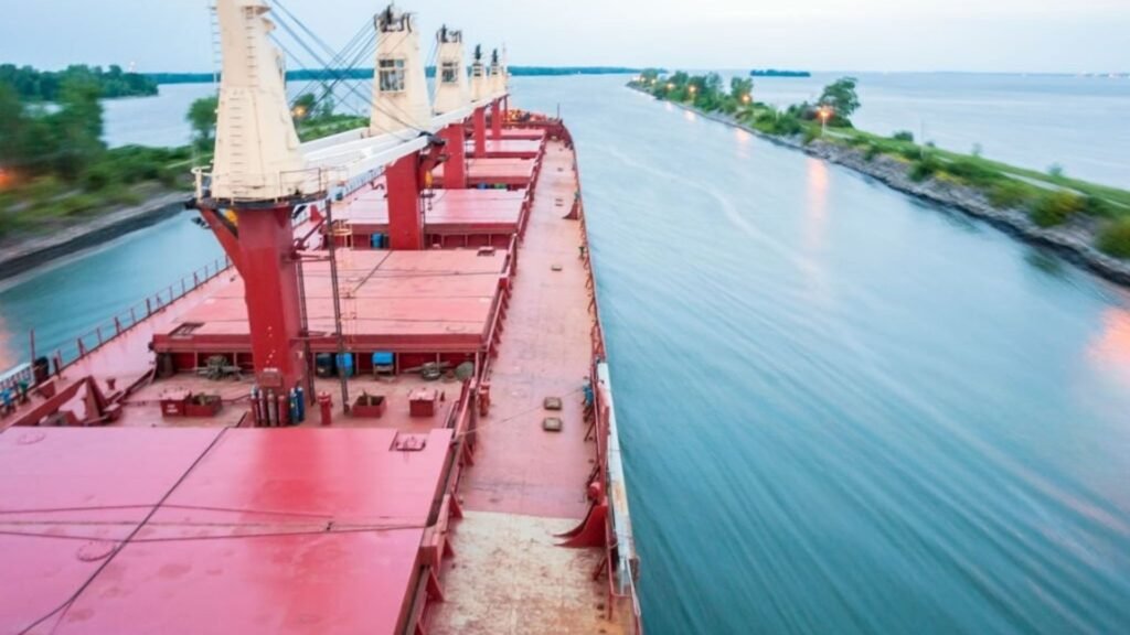 Hold Cleaning Service in Port of Turku