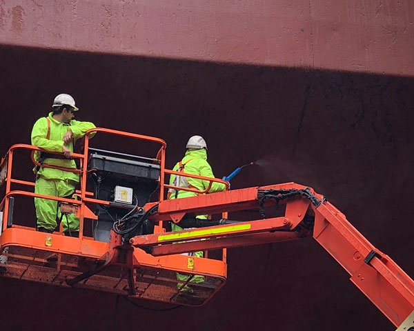 hold cleaning ROI Fujairah