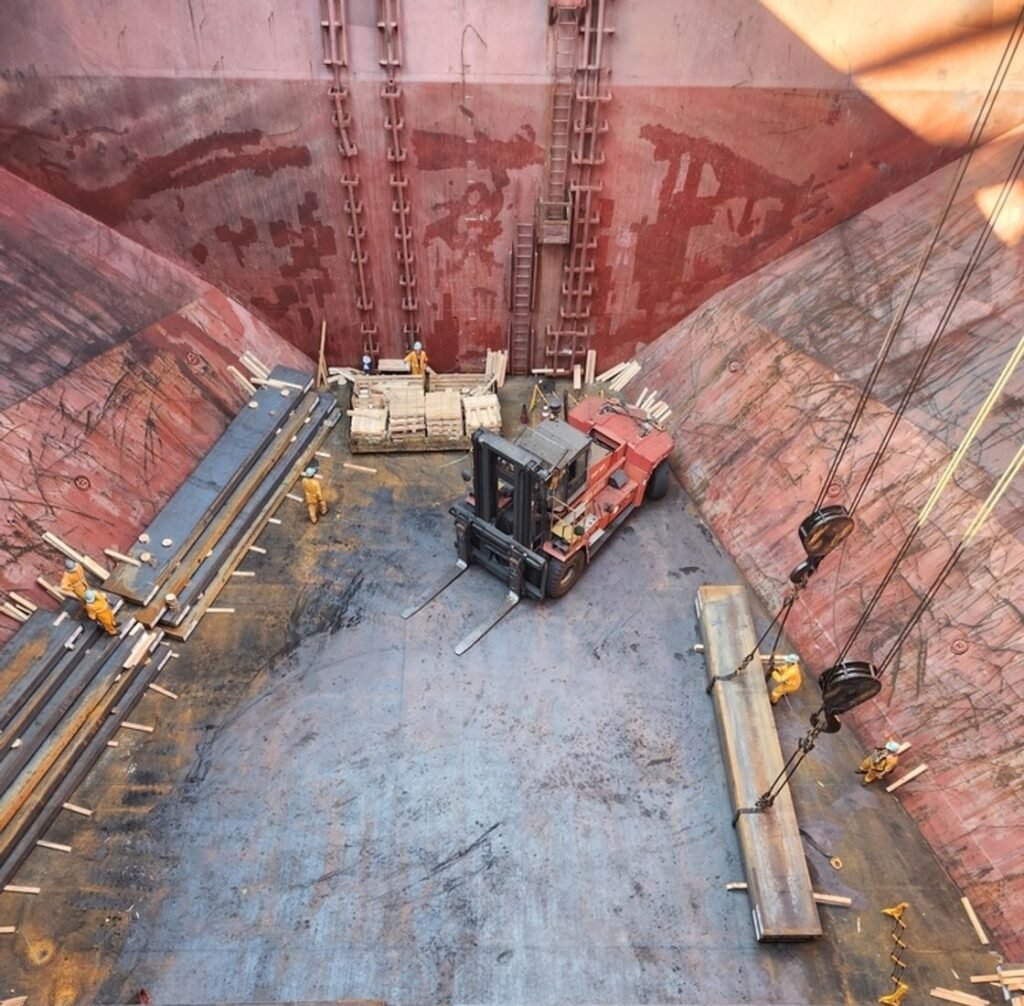 Hold Cleaning Service in Port of Dublin
