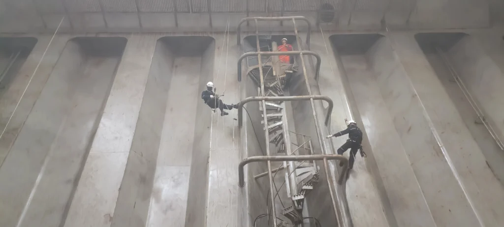 Rope Access Cleaning
