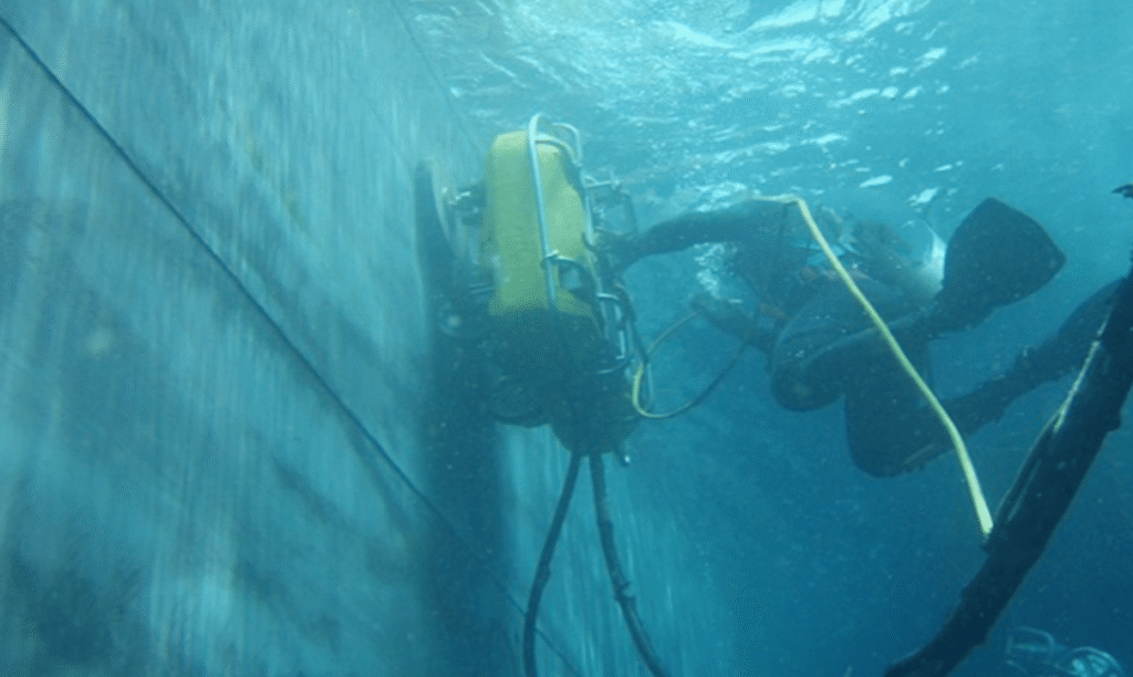 benefits of Hull cleaning in Annaba that cut fuel costs