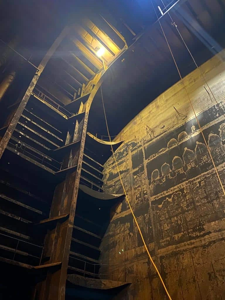 Tank cleaning duration Suez